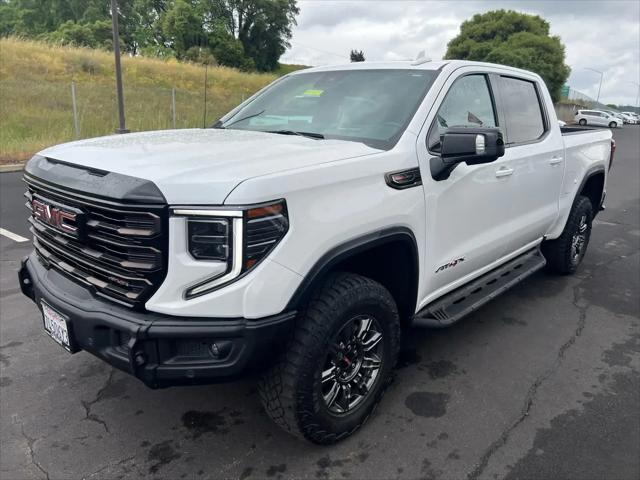 2024 GMC Sierra 1500 4WD Crew Cab Short Box AT4X