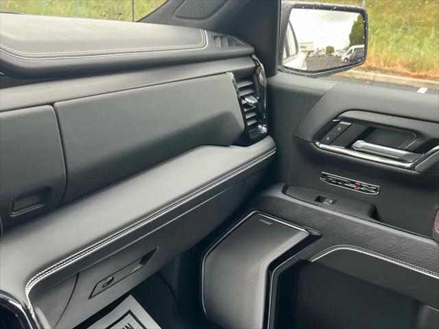 2024 GMC Sierra 1500 4WD Crew Cab Short Box AT4X