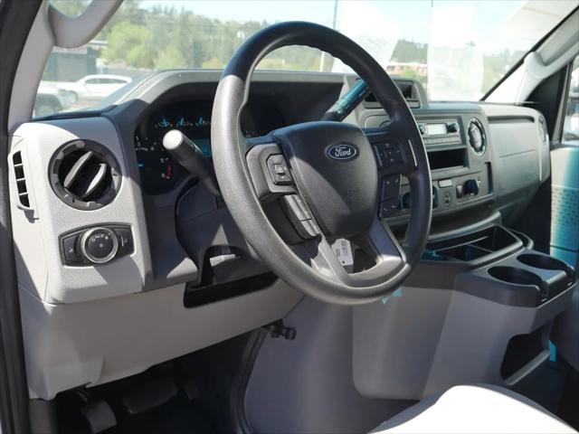 2024 Ford E-450 Cutaway Base