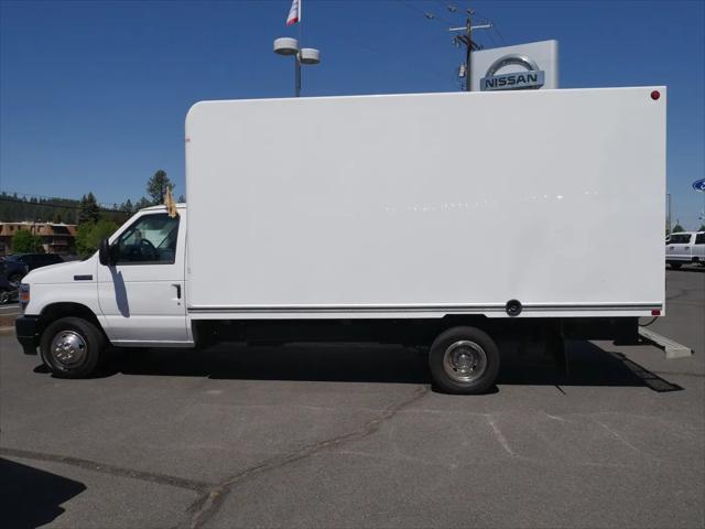 2024 Ford E-450 Cutaway Base