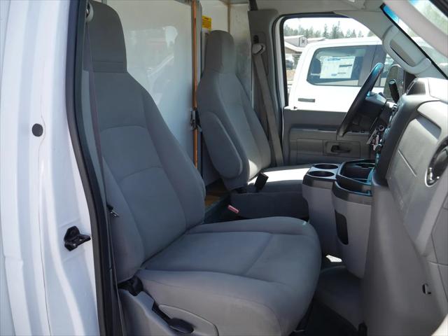 2024 Ford E-450 Cutaway Base