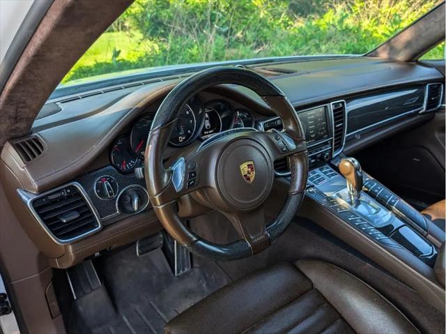 2016 Porsche Panamera GTS