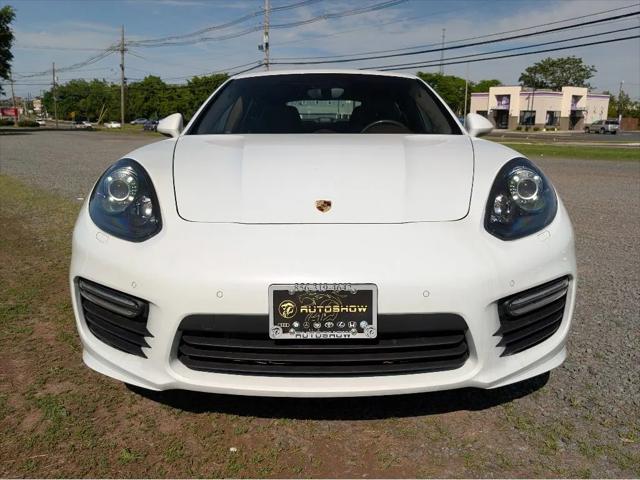 2016 Porsche Panamera GTS