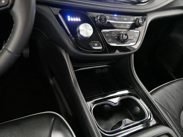 2024 Chrysler Pacifica Hybrid Premium S Appearance Pkg