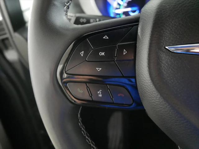 2024 Chrysler Pacifica Hybrid Premium S Appearance Pkg