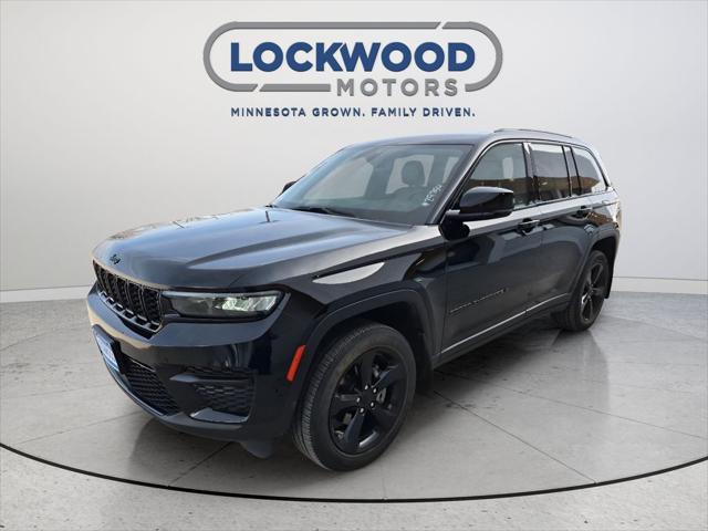 2023 Jeep Grand Cherokee Altitude 4x4 for sale in Marshall, MN