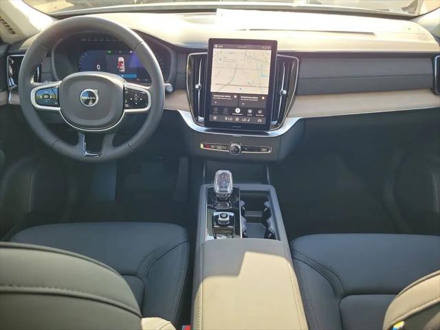 2026 Volvo XC90 Core, B5 AWD Gas (mild hybrid), Gasoline, Bright, 7 Seats