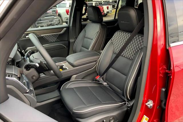 2026 GMC Acadia Denali FWD