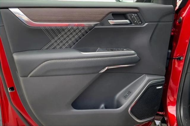 2026 GMC Acadia Denali FWD