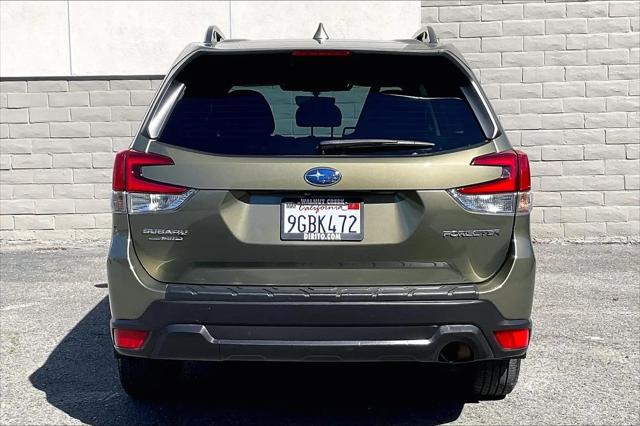 2023 Subaru Forester Premium