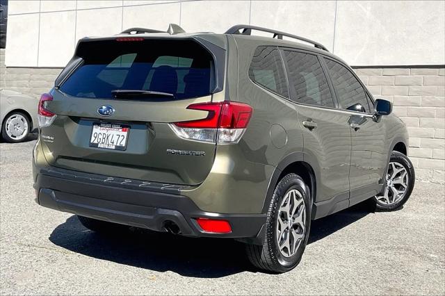 2023 Subaru Forester Premium