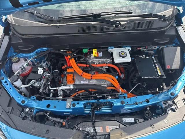 2027 Chevrolet Bolt LT FWD
