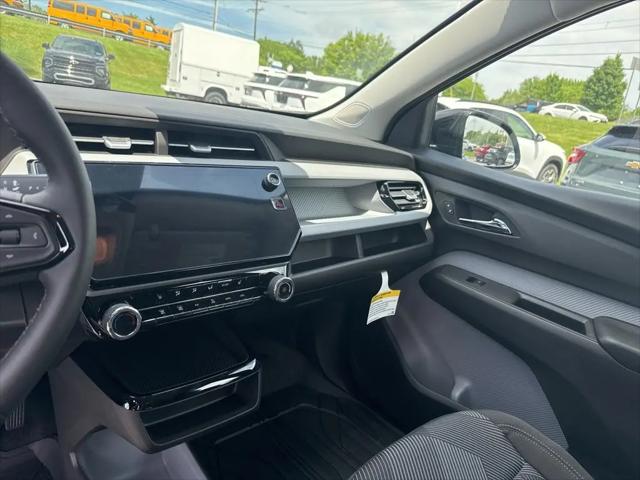 2027 Chevrolet Bolt LT FWD