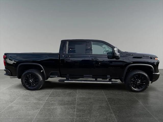 2026 Chevrolet Silverado 2500HD Crew Cab, Standard Bed, LTZ, 4WD