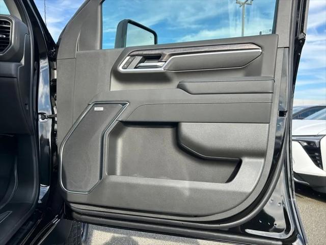 2026 Chevrolet Silverado 2500HD Crew Cab, Standard Bed, LTZ, 4WD