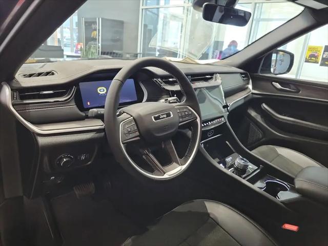 2026 Jeep Grand Cherokee Altitude 4x4