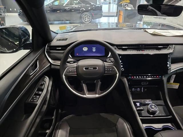 2026 Jeep Grand Cherokee Altitude 4x4