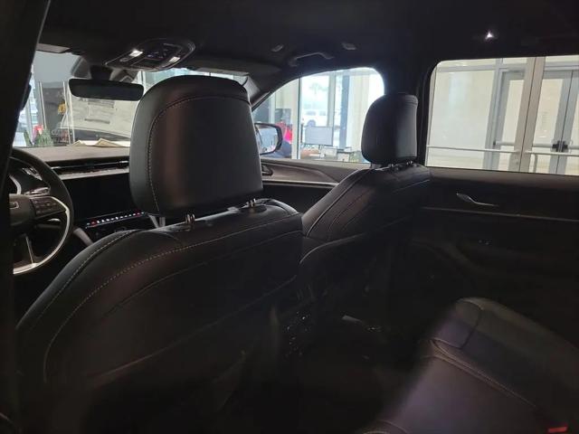 2026 Jeep Grand Cherokee Altitude 4x4