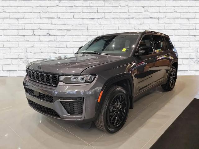 2026 Jeep Grand Cherokee Altitude 4x4