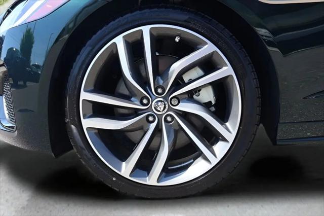 2024 Jaguar XF R-Dynamic SE P250 AWD Automatic