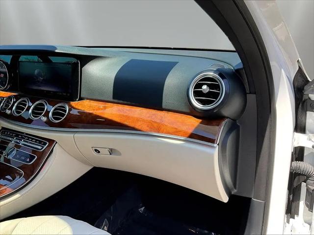 2019 Mercedes-Benz E-CLASS E 300 4MATIC