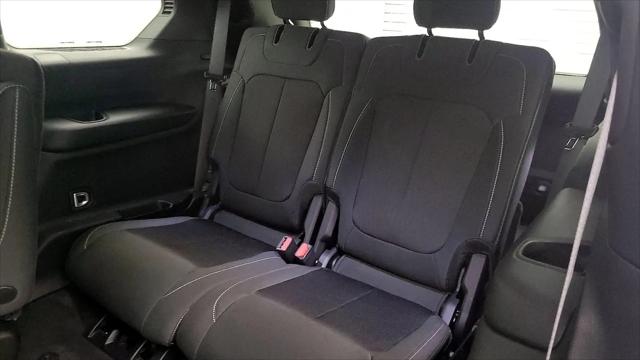 2025 Jeep Grand Cherokee L Laredo X 4x4