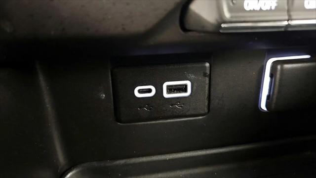 2023 GMC Yukon 4WD SLE