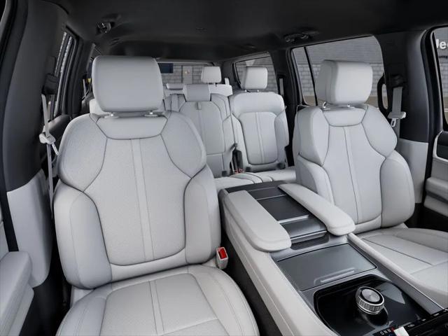 2026 Jeep Grand Wagoneer 4x2