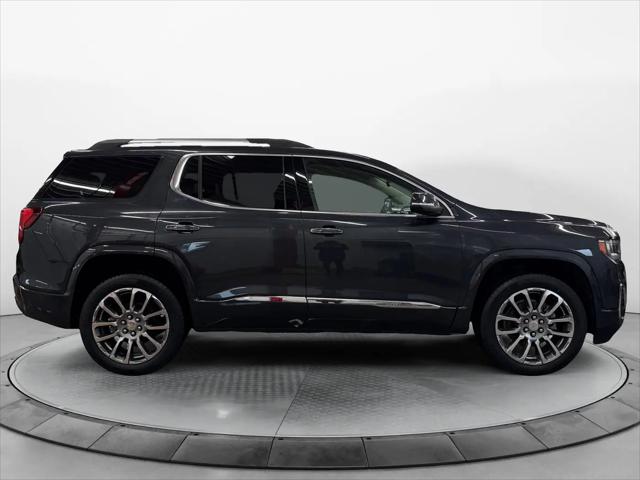 2022 GMC Acadia Denali