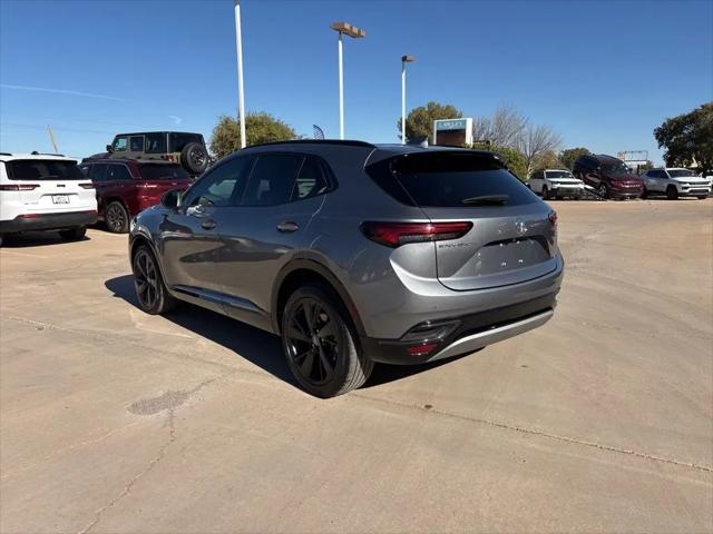 2022 Buick Envision FWD Essence