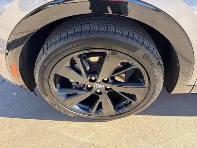 2022 Buick Envision FWD Essence
