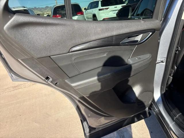 2022 Buick Envision FWD Essence