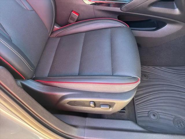 2022 Buick Envision FWD Essence