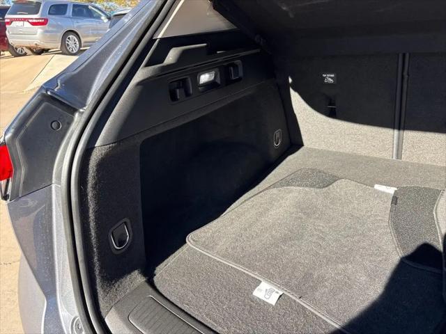 2022 Buick Envision FWD Essence
