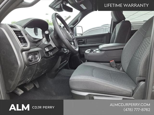 2026 Ram 2500 Tradesman Crew Cab 4x4 64 Box