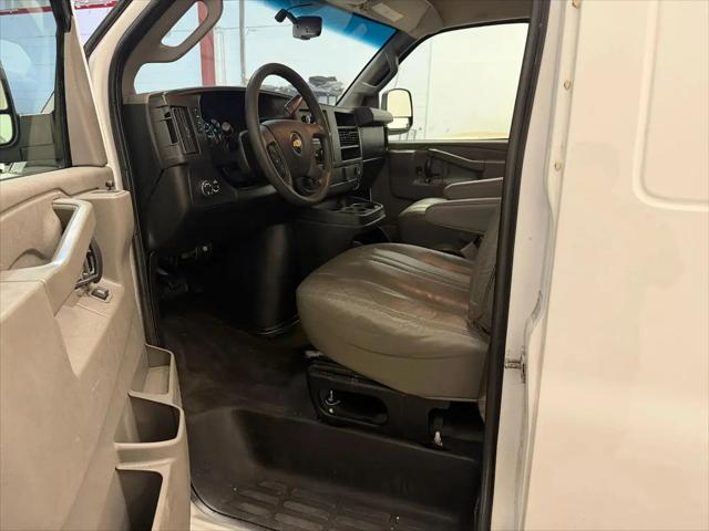 2017 Chevrolet Express Work Van