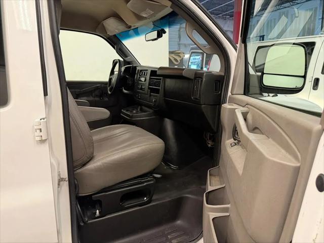 2017 Chevrolet Express Work Van