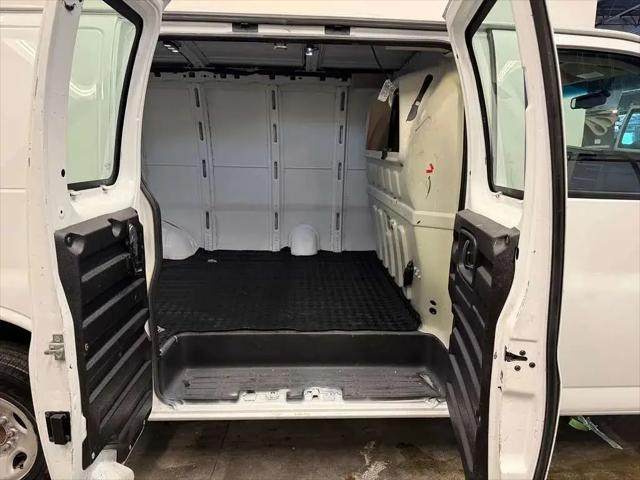 2017 Chevrolet Express Work Van