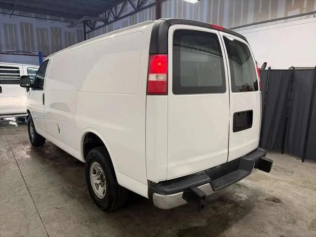 2017 Chevrolet Express Work Van