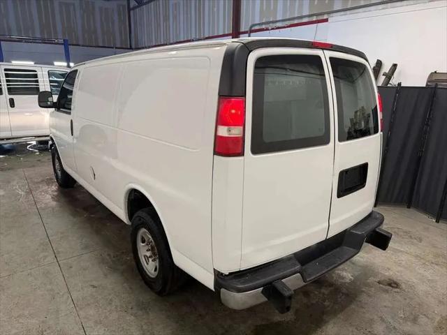 2017 Chevrolet Express Work Van