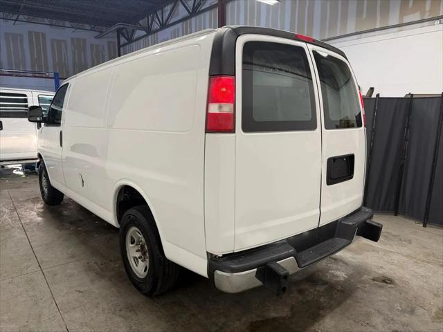 2017 Chevrolet Express Work Van