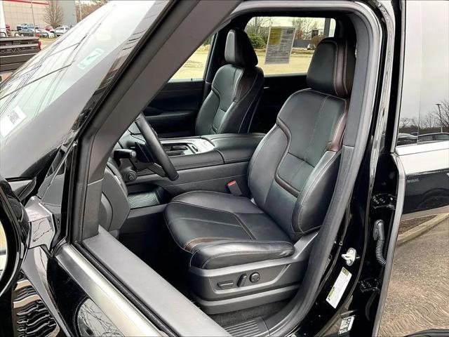 2025 Nissan Armada SL 4WD