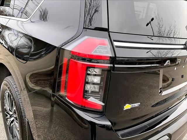 2025 Nissan Armada SL 4WD