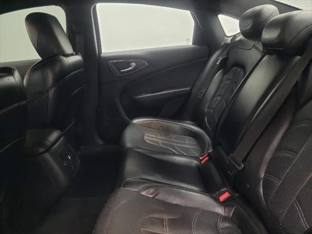 2015 Chrysler 200 S