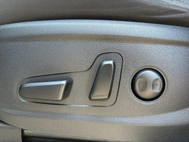 2022 Hyundai Santa Fe Hybrid Blue