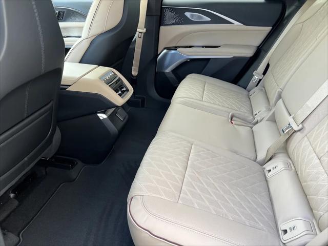 2026 Cadillac iQ Signature Luxury AWD
