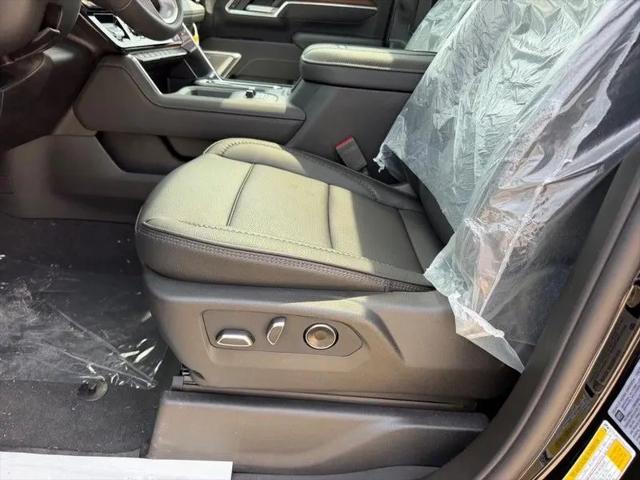 2026 GMC Sierra 2500HD Crew Cab, Standard Bed, Denali, 4WD
