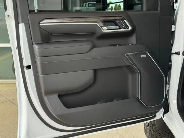 2026 Chevrolet Silverado 2500HD Crew Cab, Standard Bed, LTZ, 4WD
