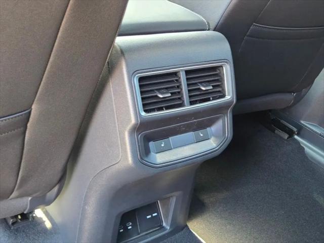 2026 Volkswagen Atlas Cross Sport SEL Premium R-Line