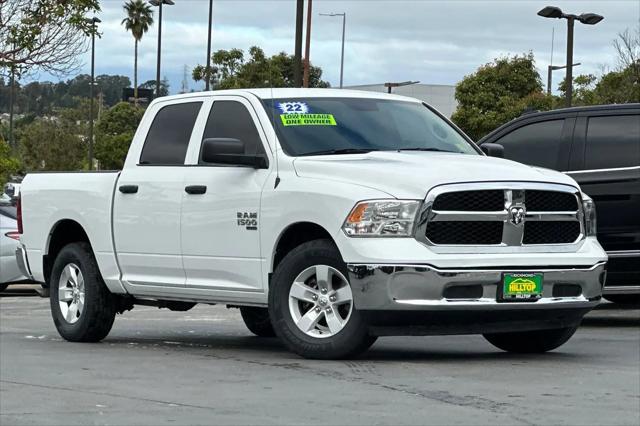 2022 Ram 1500 Classic SLT Crew Cab 4x2 5'7" Box